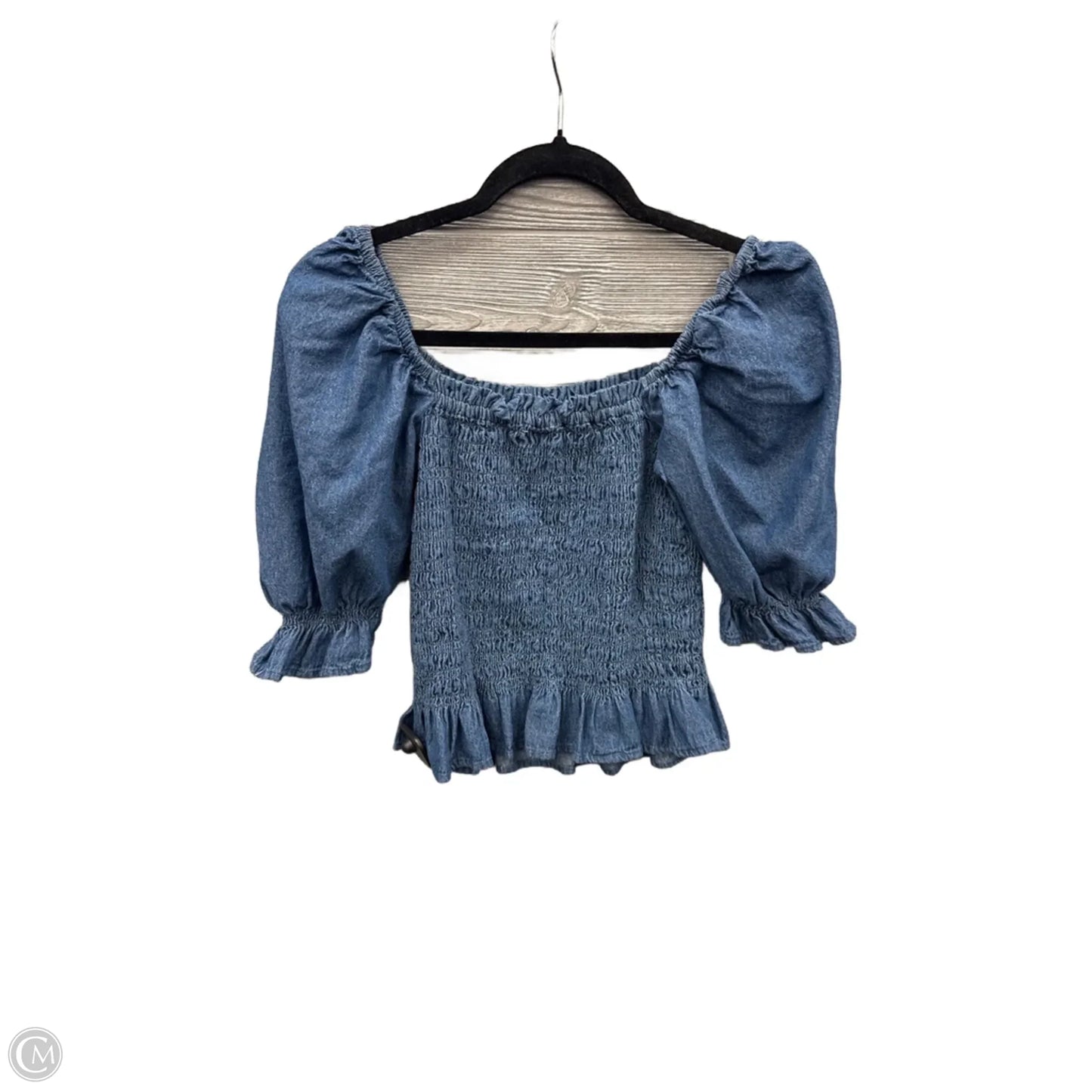 Top Short Sleeve By Clothes Mentor In Blue Denim, Size: M