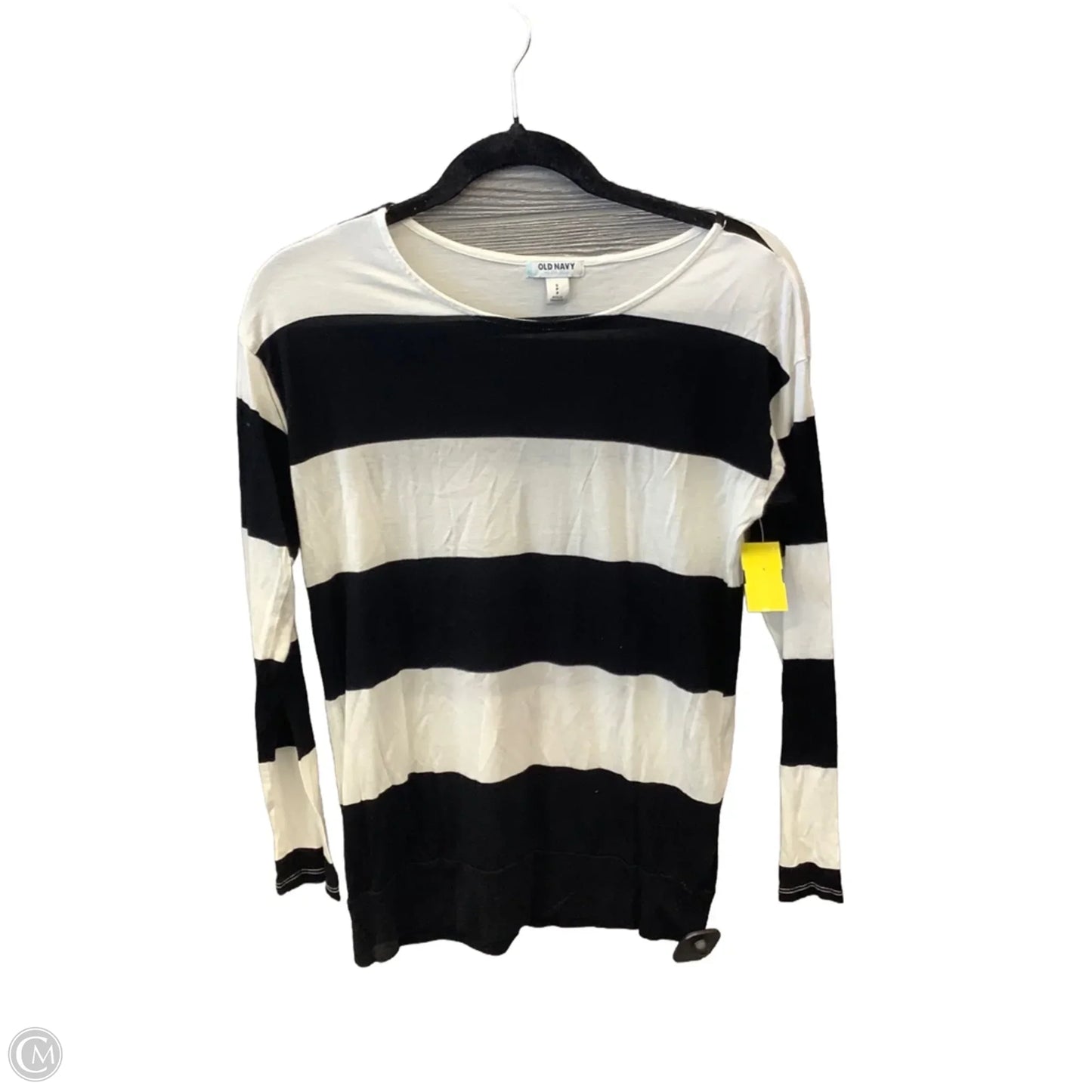 Top Long Sleeve By Old Navy In Black & White, Size: S