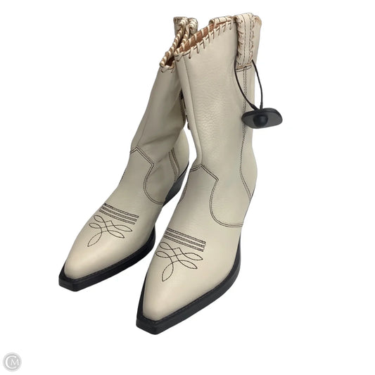 Boots Western By Sarto In Cream, Size: 8.5