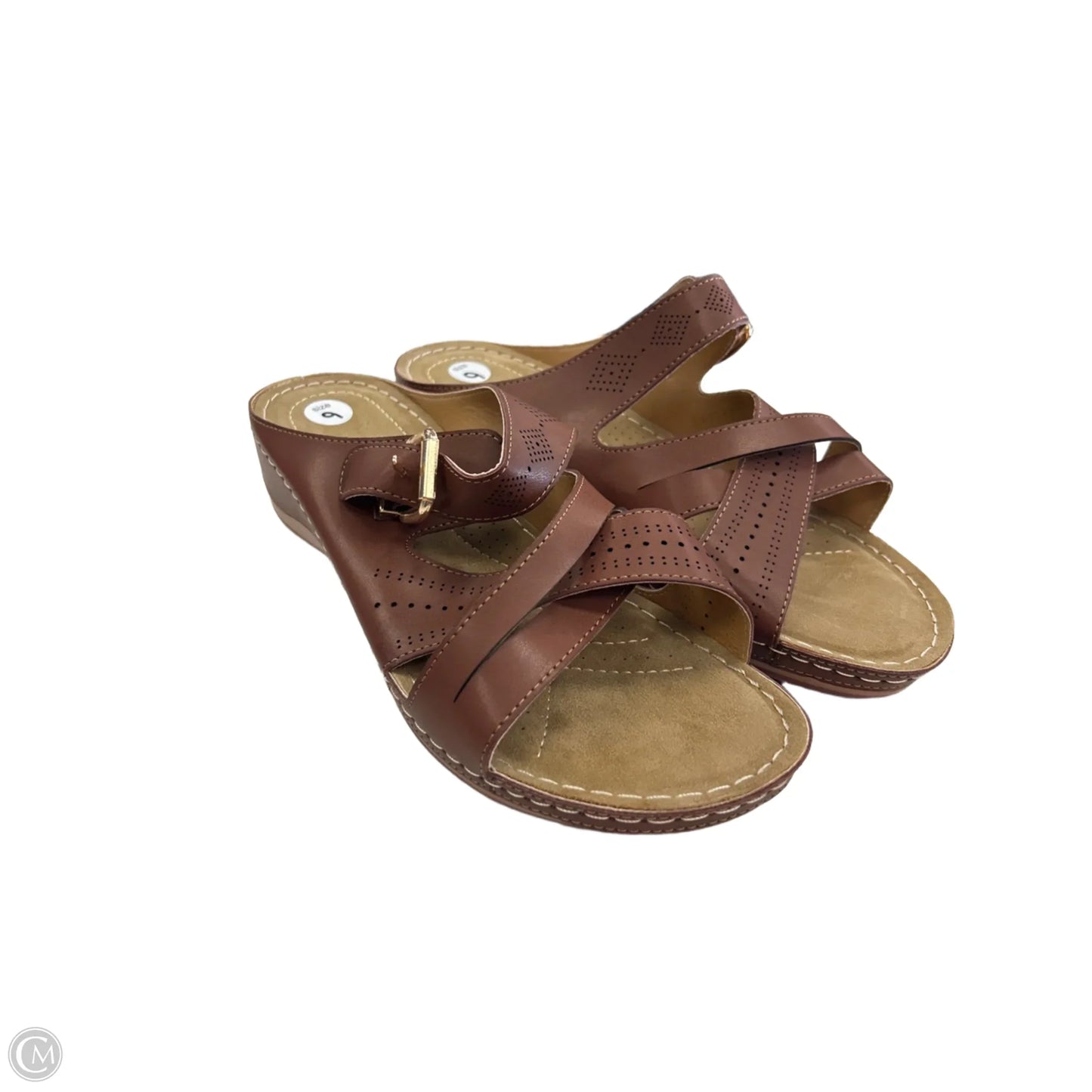 Sandals Flats By Clothes Mentor In Brown, Size: 9