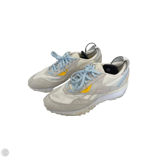 Shoes Sneakers By Reebok In Cream, Size: 8.5