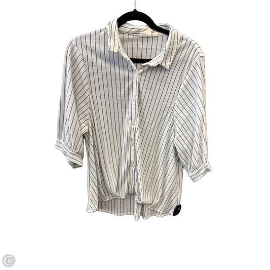 Top Short Sleeve By Clothes Mentor In Striped Pattern, Size: M