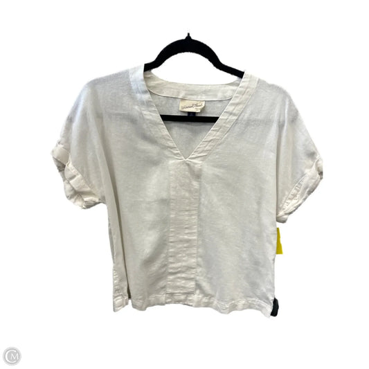 Top Short Sleeve By Universal Thread In White, Size: Xs