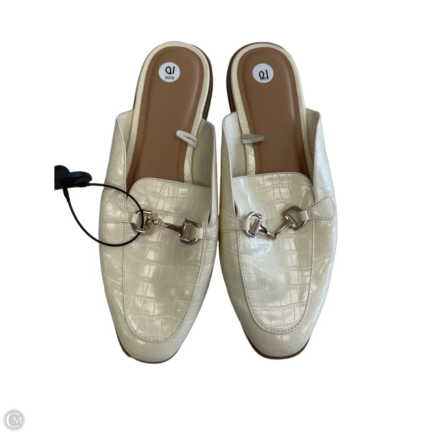 Shoes Flats By Old Navy In Cream, Size: 10