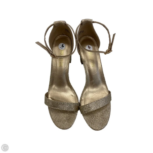 Sandals Heels Block By Clothes Mentor In Gold, Size: 9