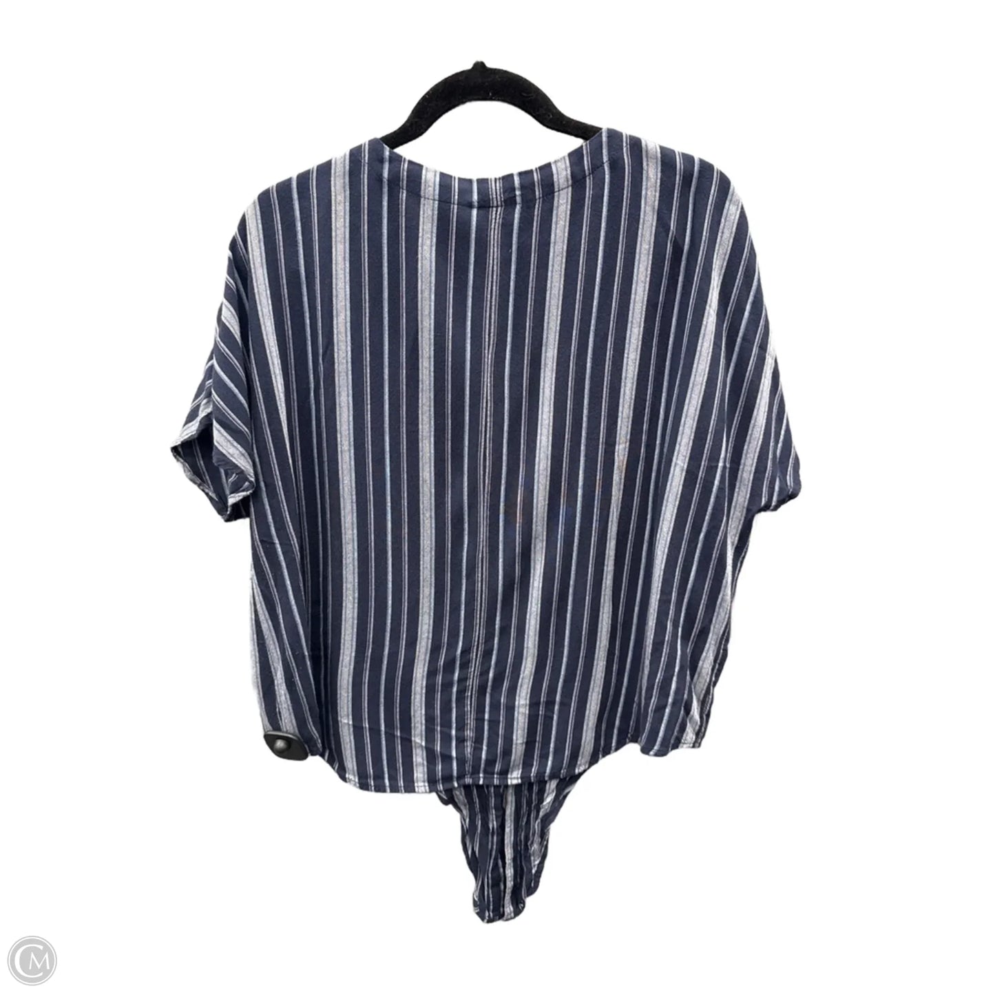 Top Short Sleeve By Universal Thread In Blue, Size: L