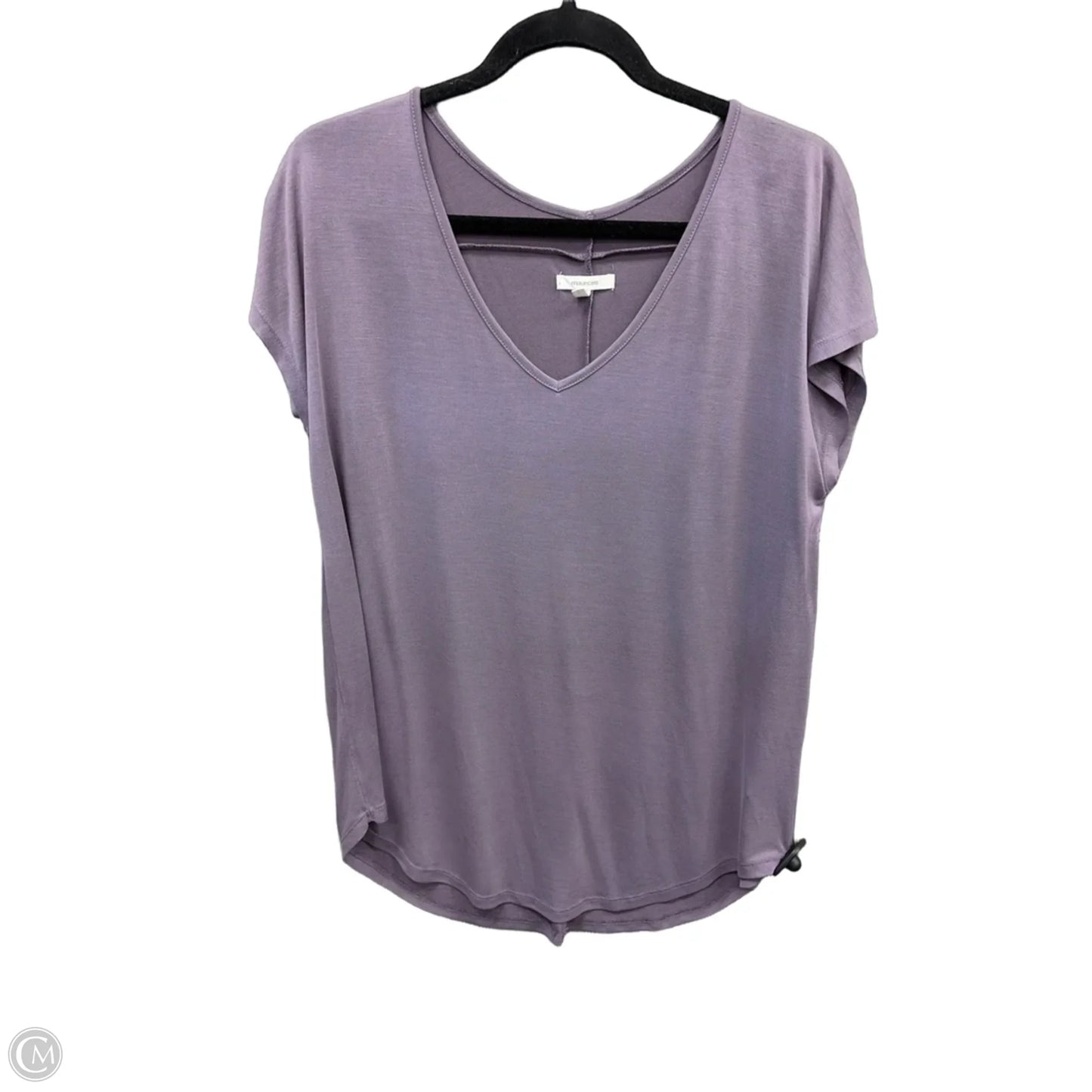 Top Short Sleeve By Maurices In Purple, Size: L