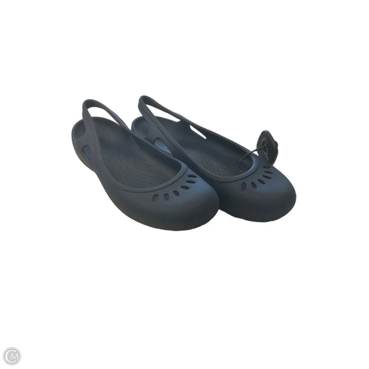 Sandals Flats By Crocs In Blue, Size: 9