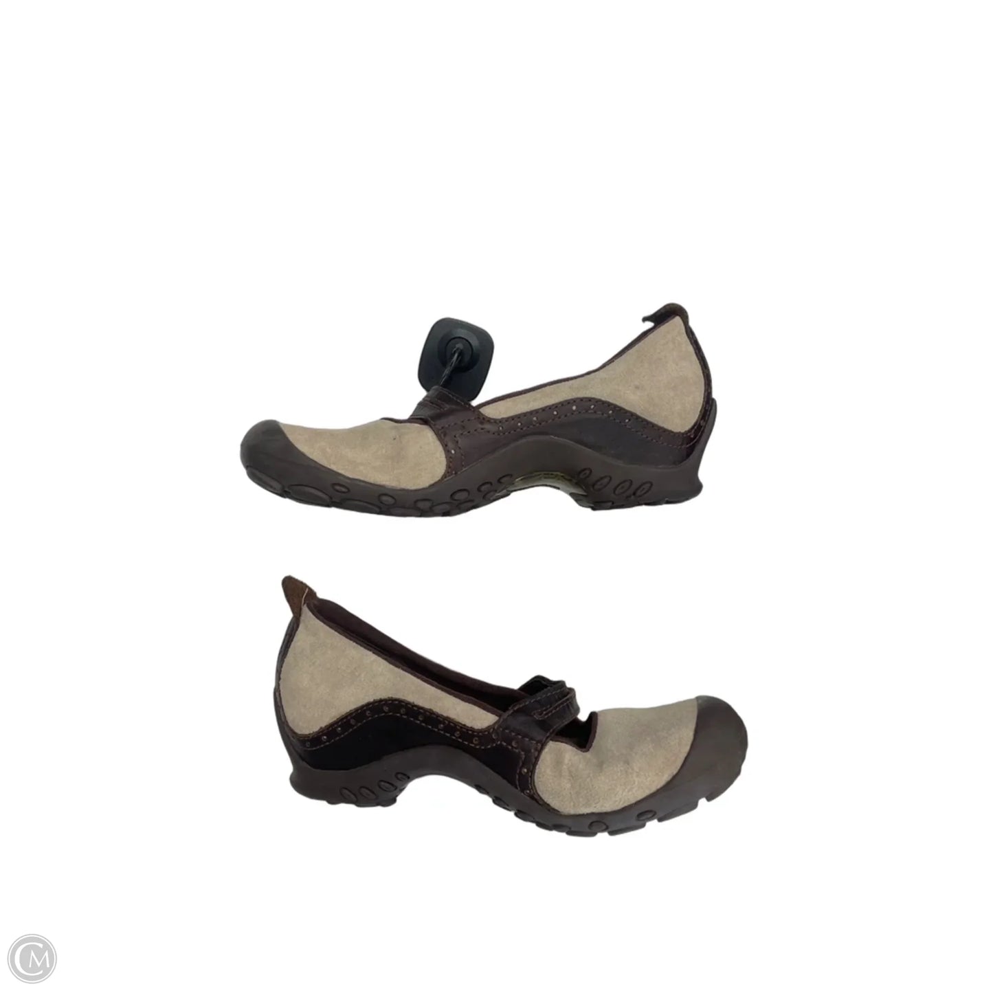 Shoes Flats By Merrell In Brown & Tan, Size: 7.5