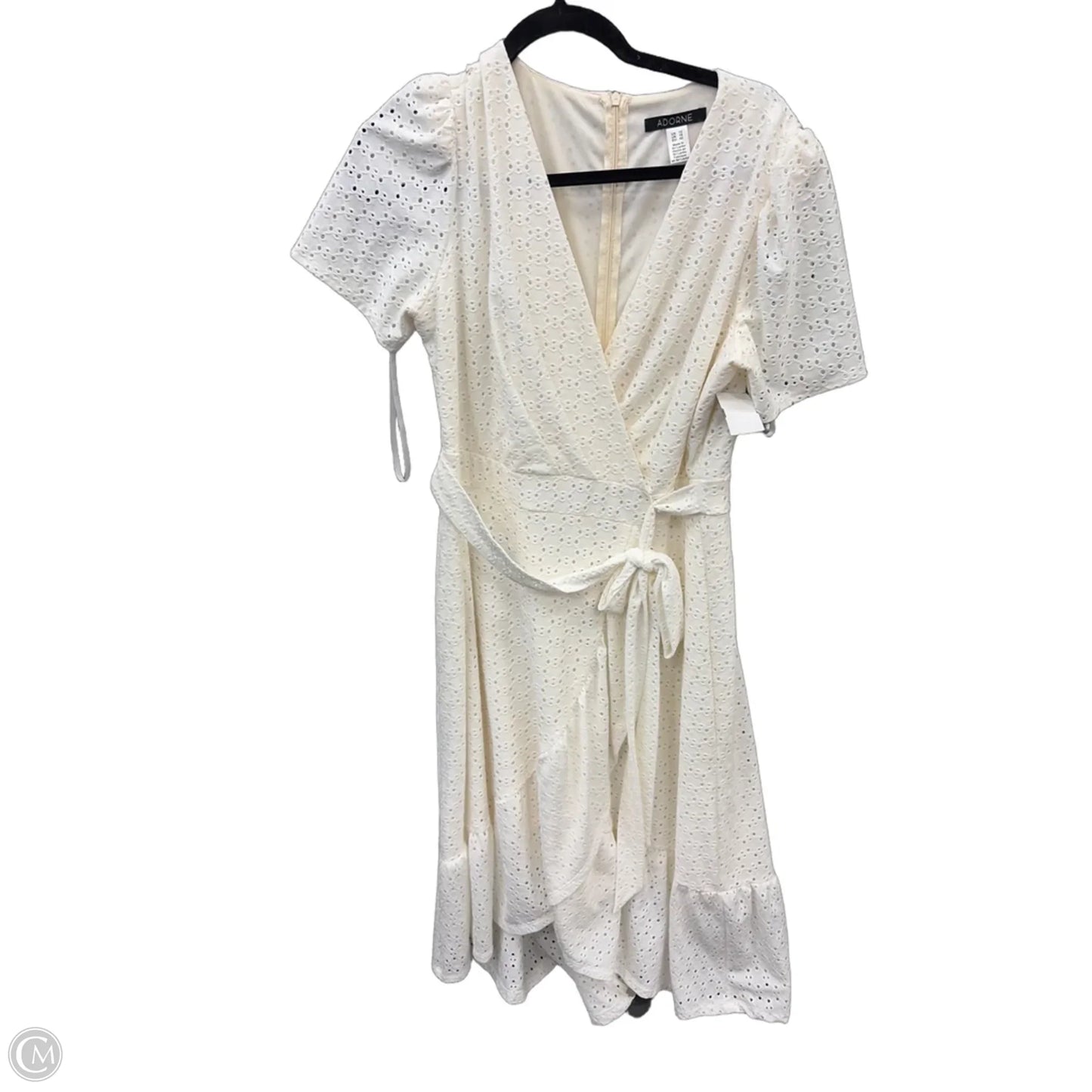 Dress Casual Midi By Clothes Mentor In Cream, Size: L