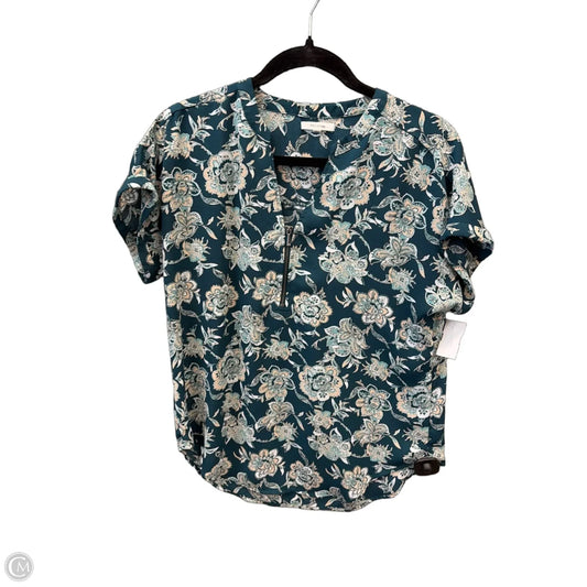 Top Short Sleeve By Maurices In Green, Size: Xs