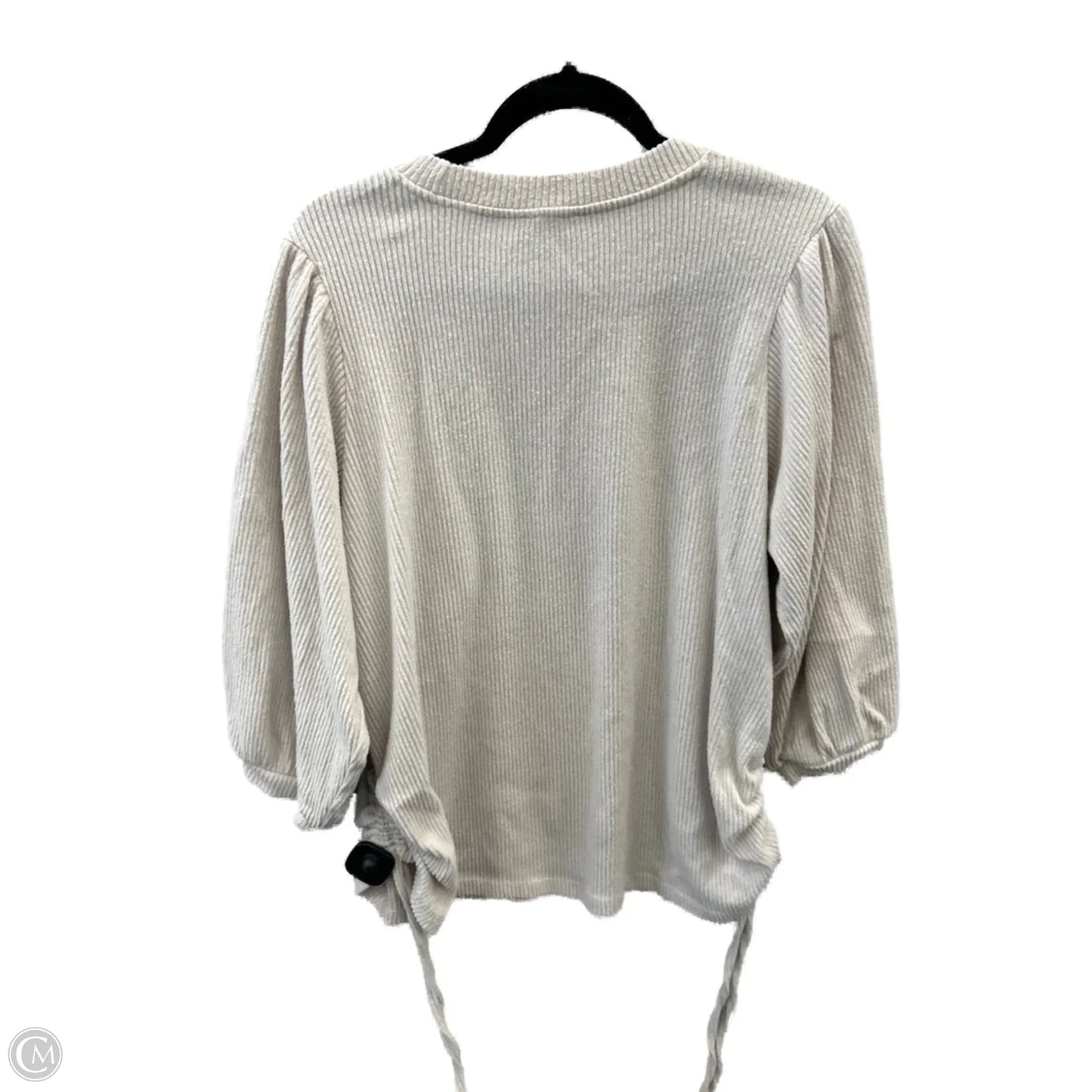 Top Long Sleeve By Clothes Mentor In Cream, Size: 1x