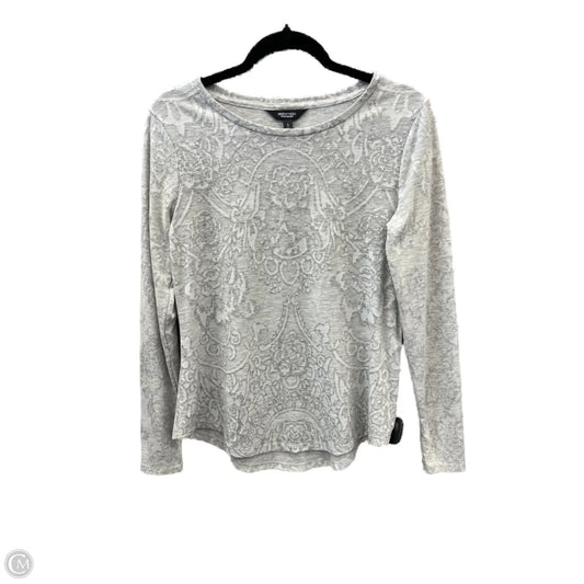 Top Long Sleeve By Simply Vera In Grey, Size: S