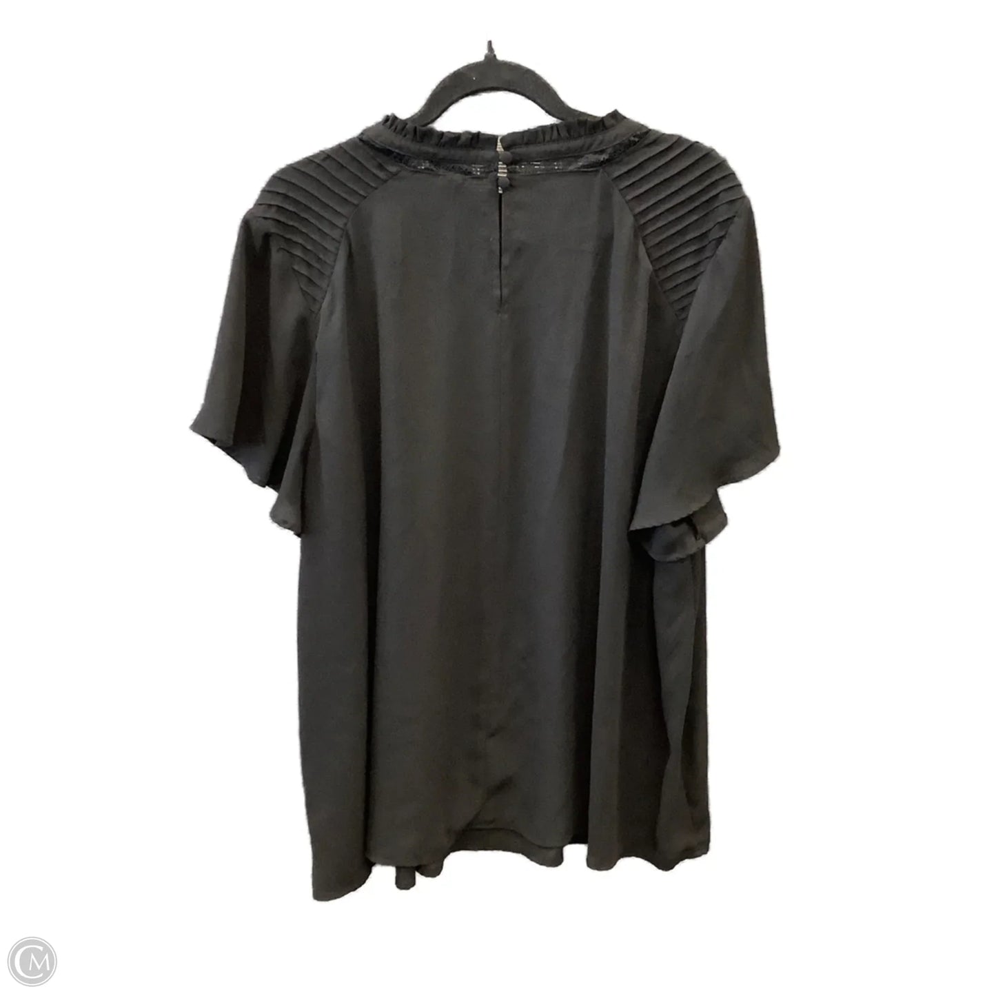 Top Short Sleeve By Torrid In Black, Size: 3x