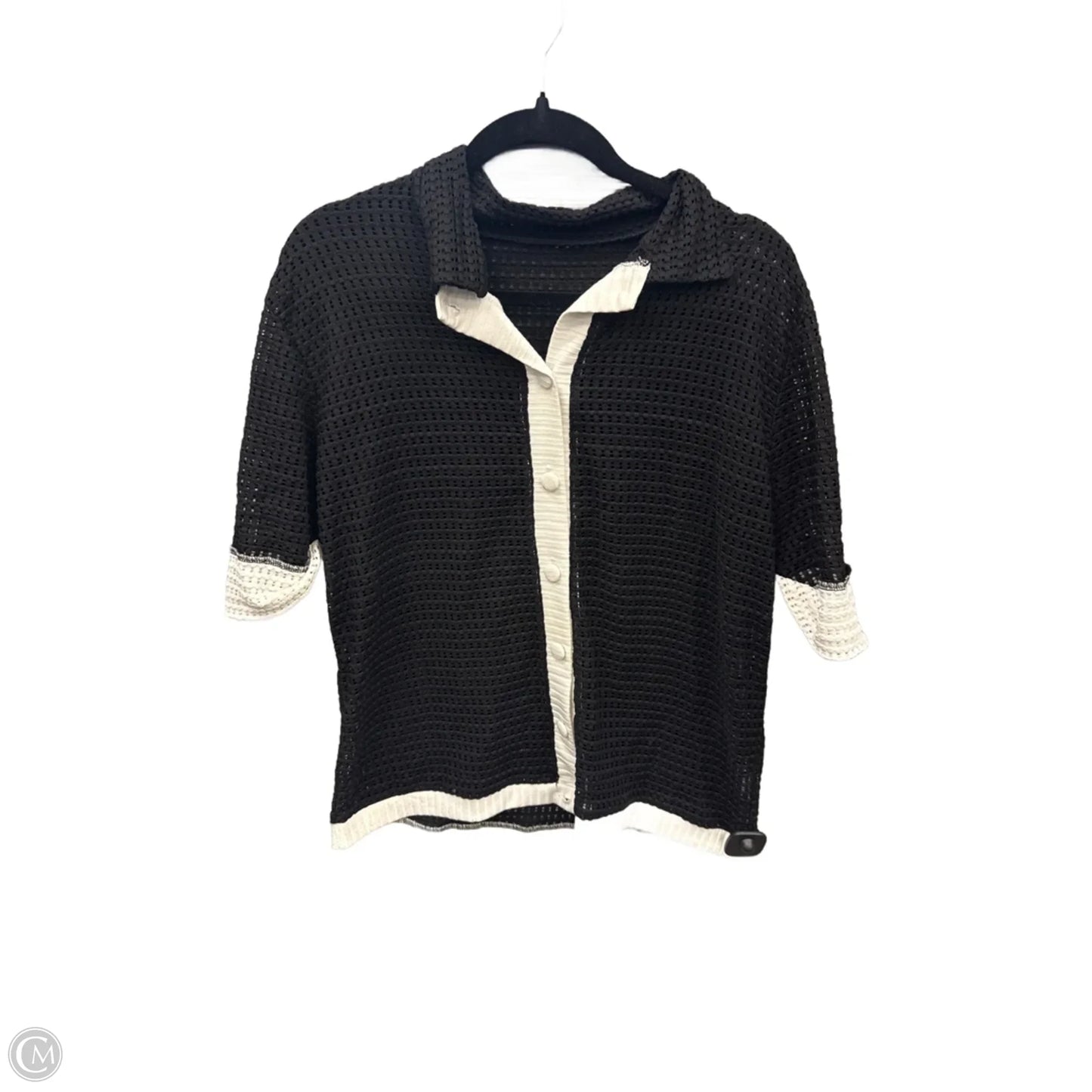 Top Short Sleeve By Clothes Mentor In Black & White, Size: L