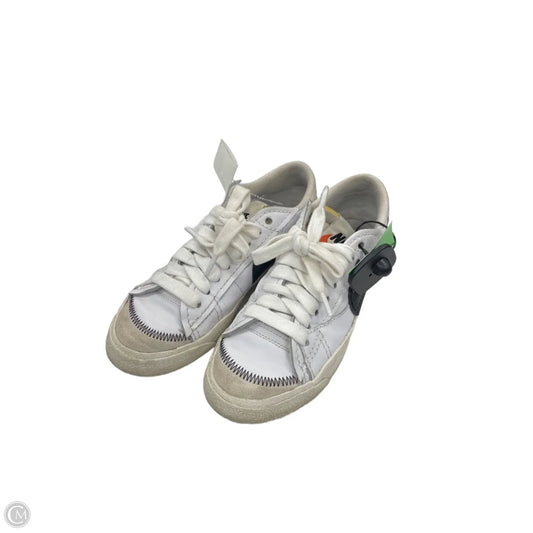 Shoes Sneakers By Nike In White, Size: 8