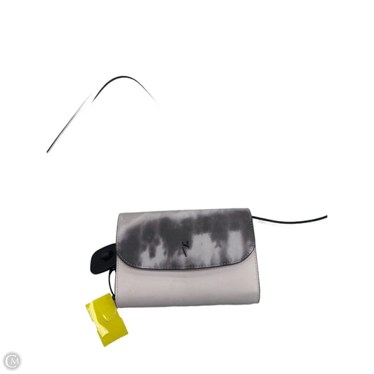 Crossbody By Clothes Mentor, Size: Small