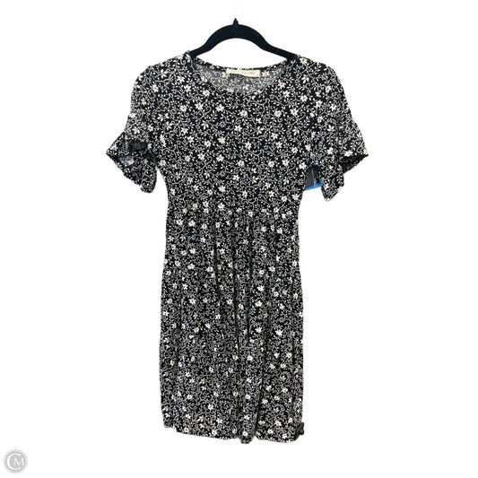 Dress Casual Short By Clothes Mentor In Floral Print, Size: S