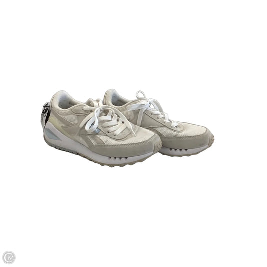 Shoes Sneakers By Reebok In Cream, Size: 7