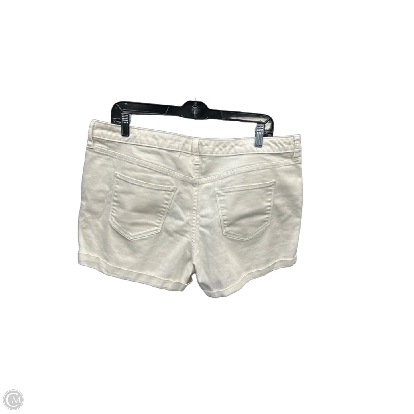 Shorts By Universal Thread In White, Size: 16
