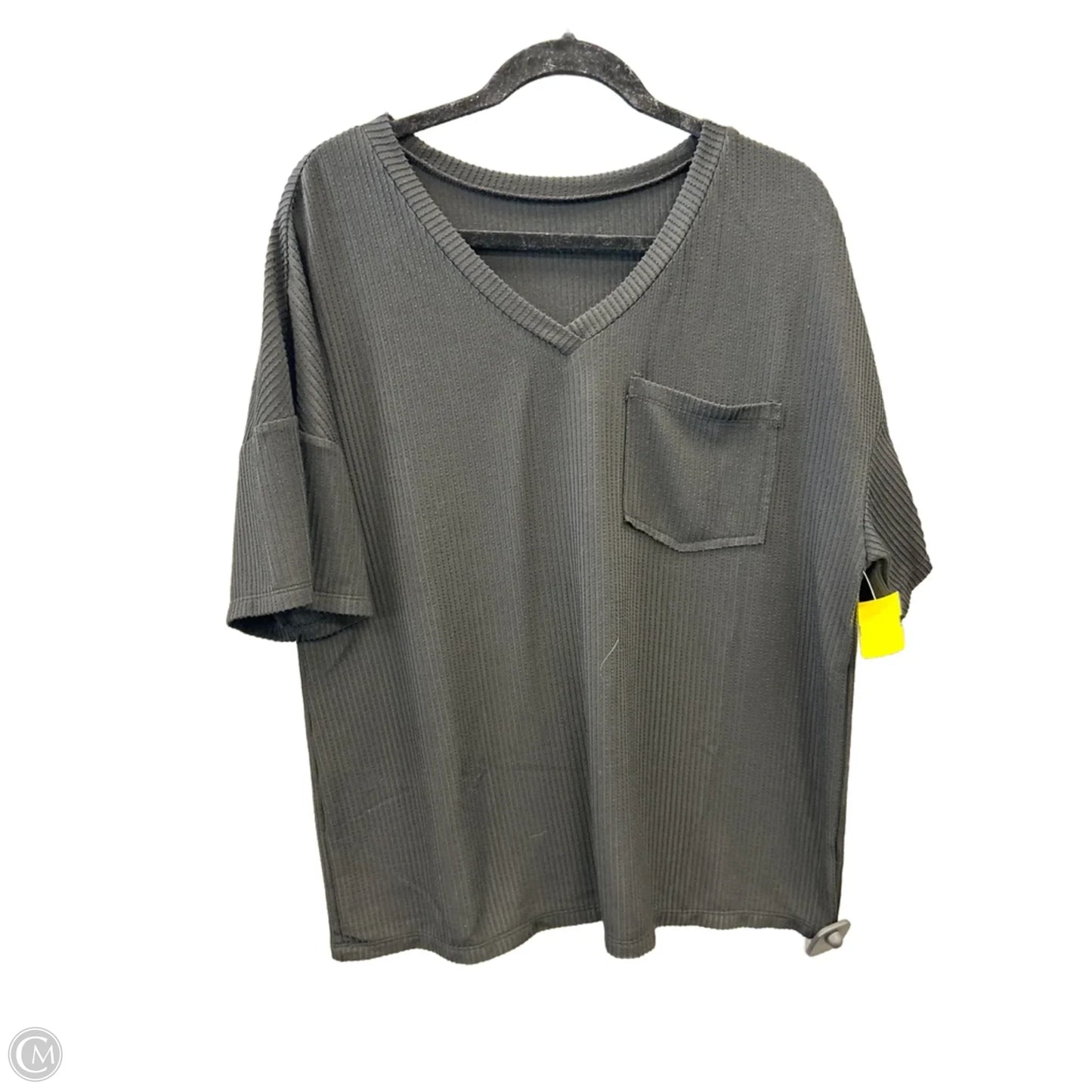 Top Short Sleeve By Clothes Mentor In Black, Size: L