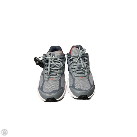 Shoes Athletic By New Balance In Grey, Size: 8