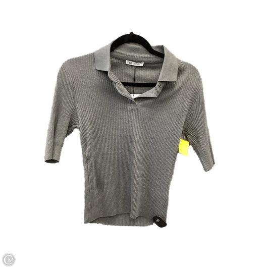 Top Short Sleeve By Zara In Grey, Size: L