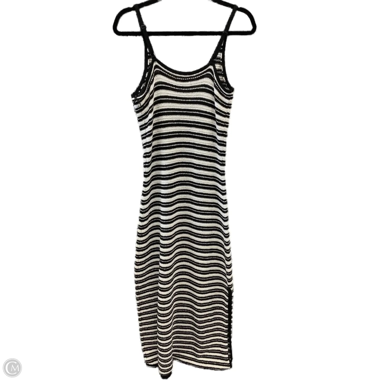 Dress Casual Maxi By Universal Thread In Striped Pattern, Size: M