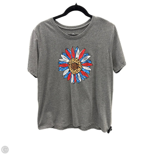 Top Short Sleeve By Celebrate Together In Grey, Size: Xl