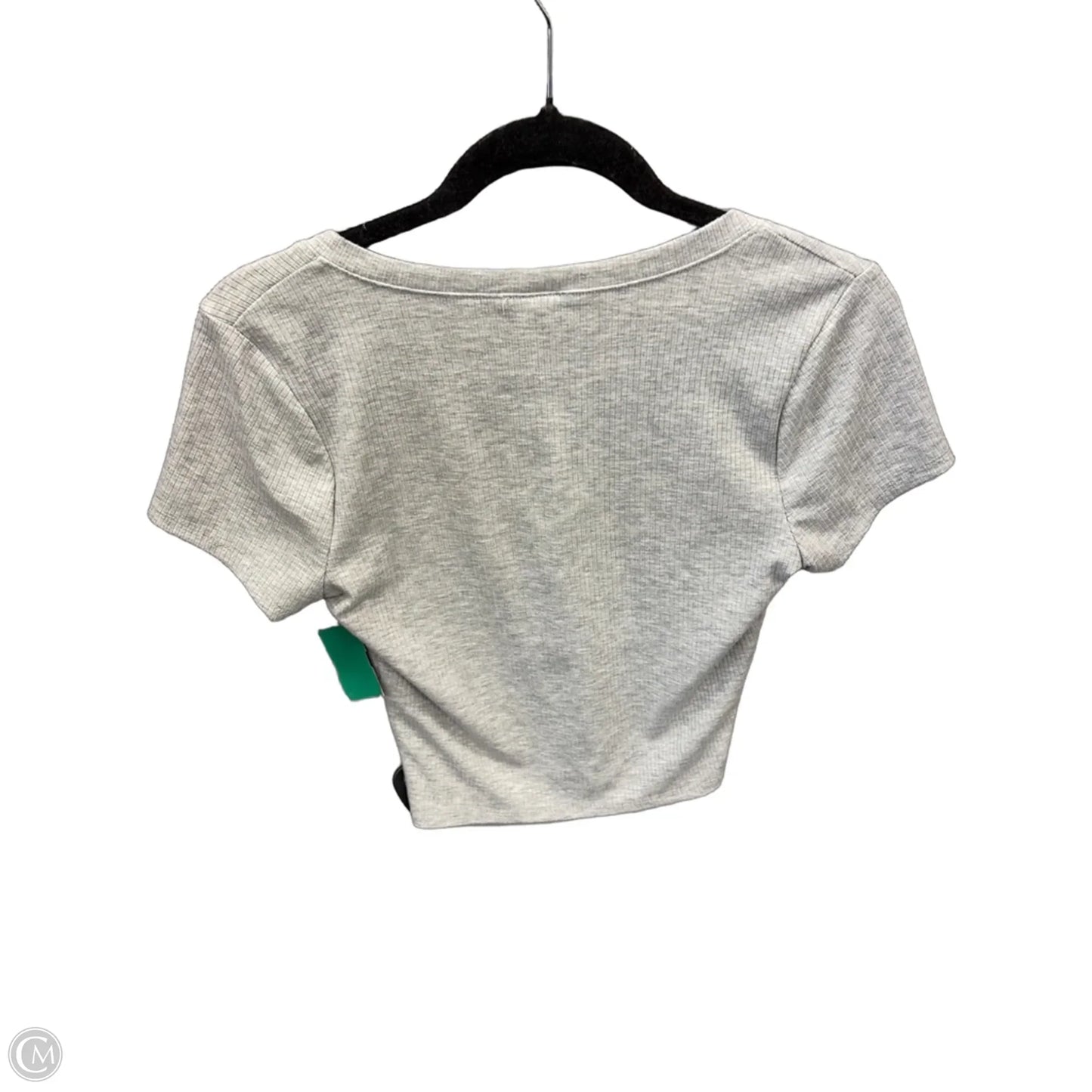 Top Short Sleeve Basic By Clothes Mentor In Grey, Size: M