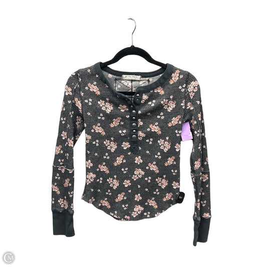 Top Long Sleeve By We The Free In Grey, Size: Xs