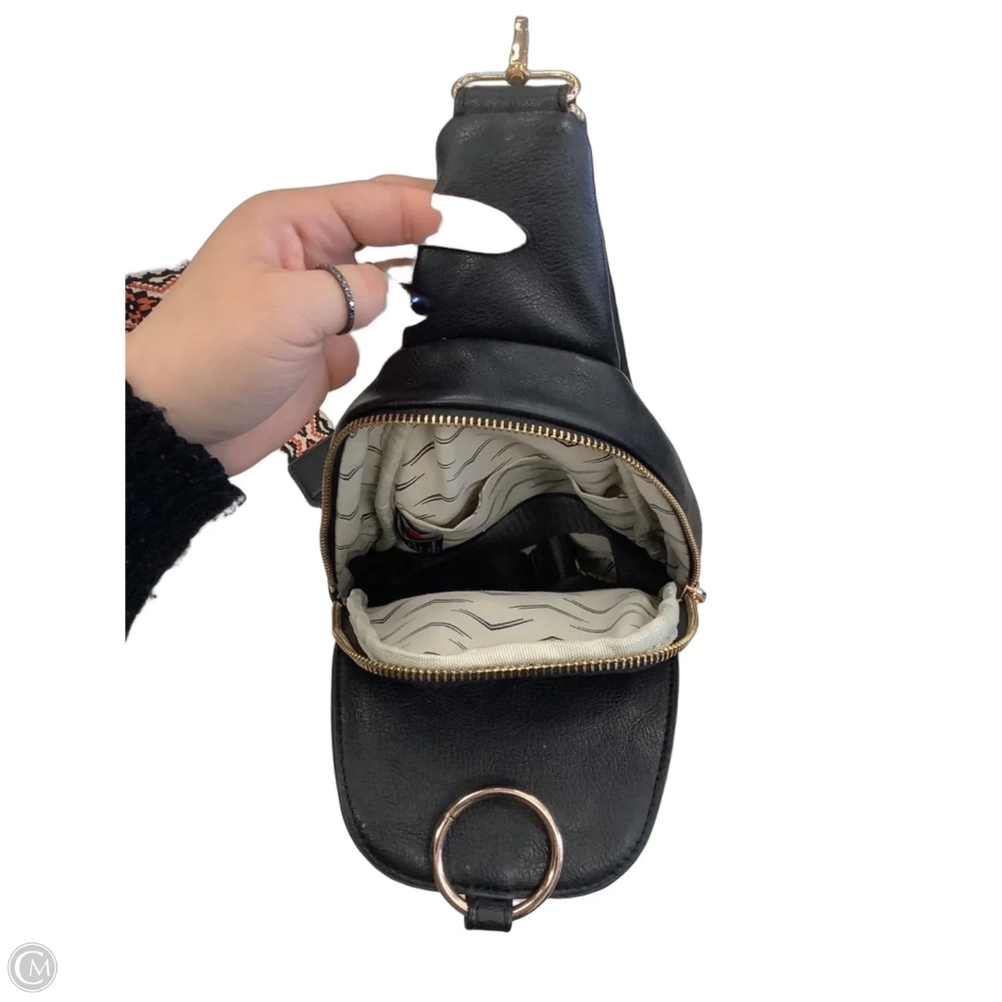 Crossbody By Clothes Mentor, Size: Medium