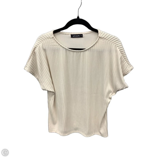 Top Short Sleeve By Clothes Mentor In Yellow, Size: M