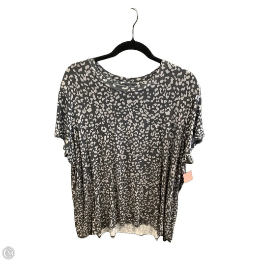 Top Short Sleeve By Maurices In Animal Print, Size: 2x