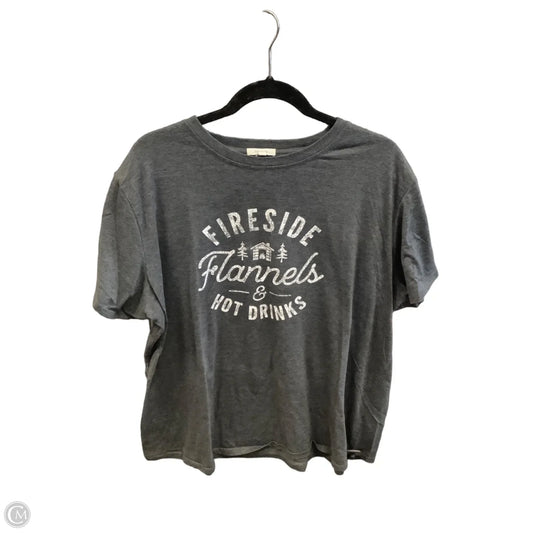Top Short Sleeve By Maurices In Grey, Size: 1x