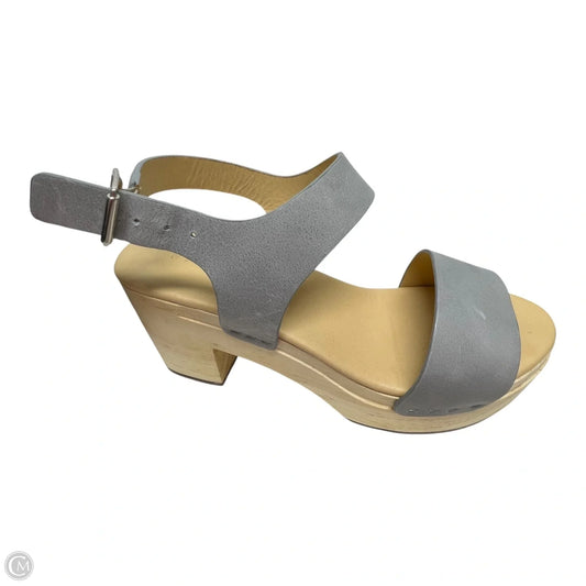 Sandals Heels Block By NISOLO In Grey, Size: 7.5