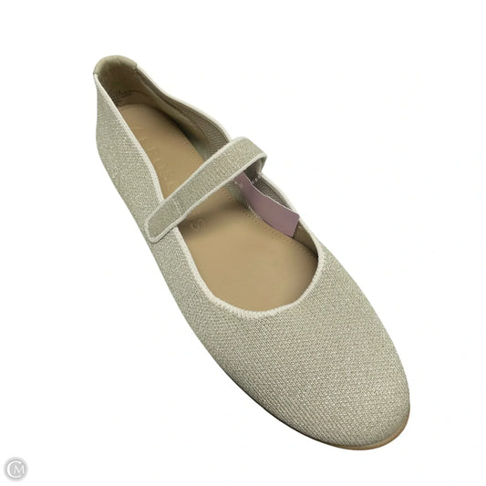 Shoes Flats By Aerosoles In Gold, Size: 9