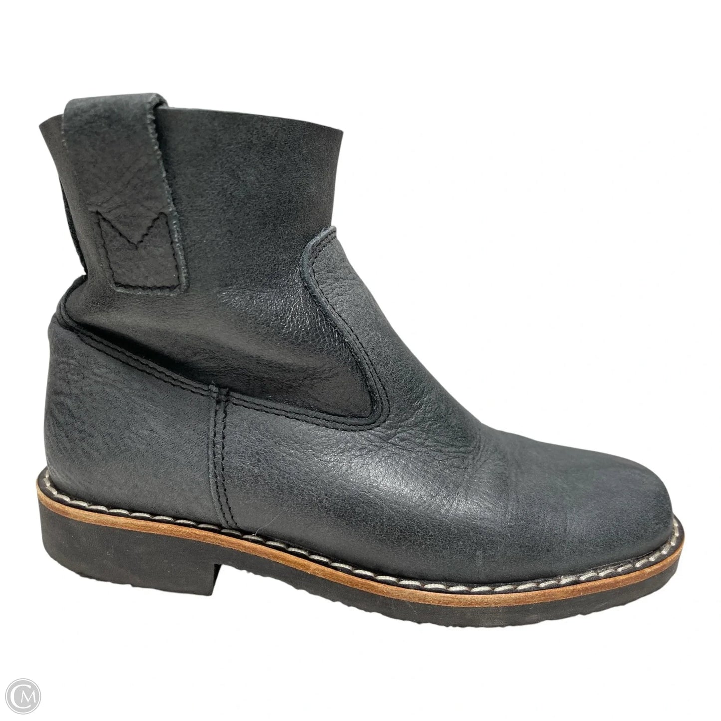 Boots Ankle Flats By Roots In Grey, Size: 6