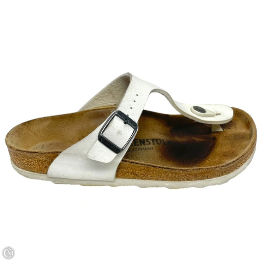 Sandals Flats By Birkenstock In White, Size: 5.5
