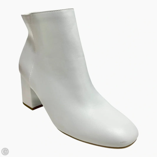 Boots Ankle Heels By Clothes Mentor In White, Size: 9