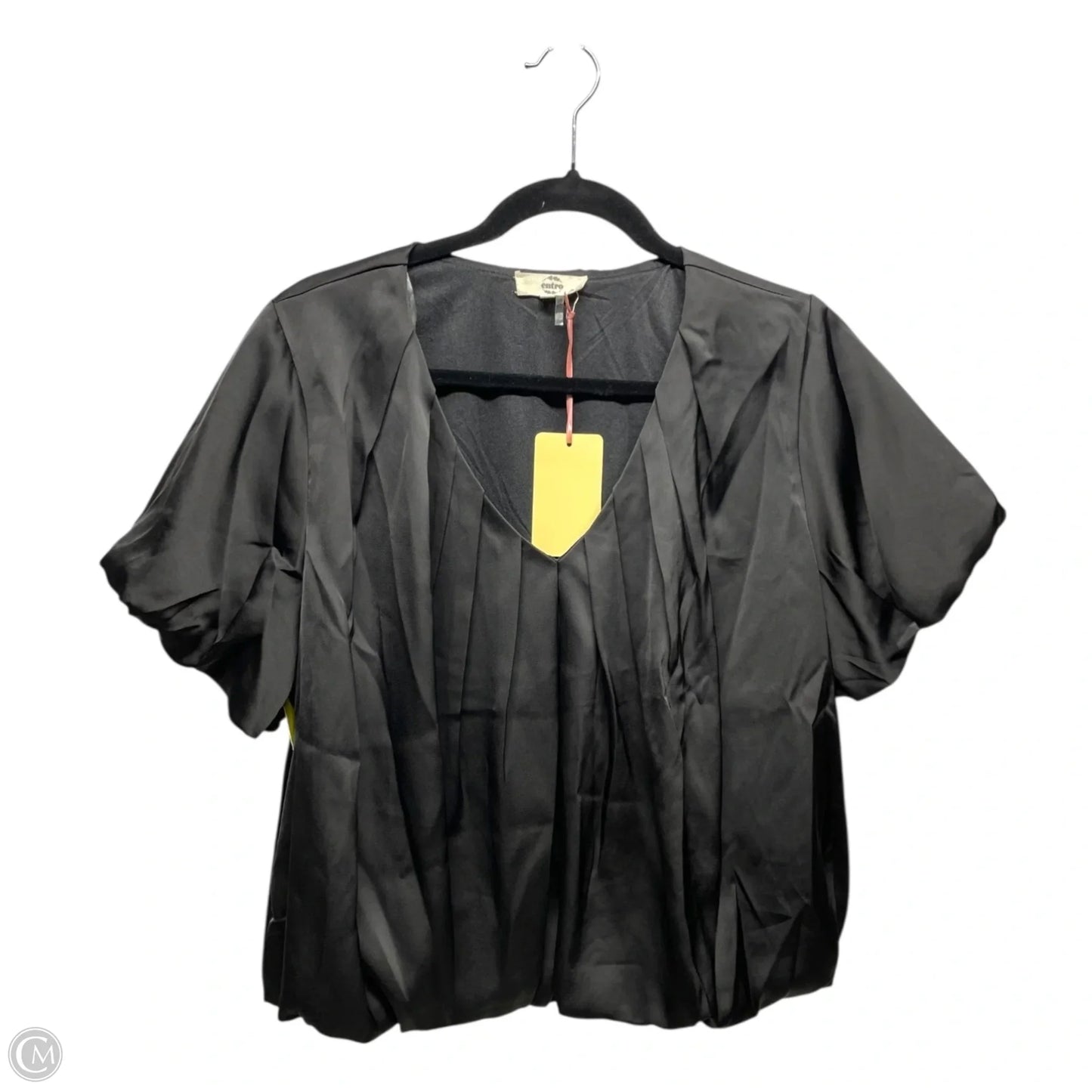 Top Short Sleeve By Entro In Black, Size: M