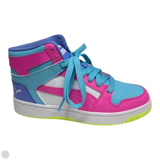 Shoes Sneakers By Puma In Multi-colored, Size: 6