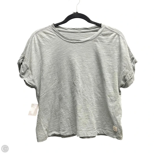 Top Short Sleeve By Vuori In Green, Size: M