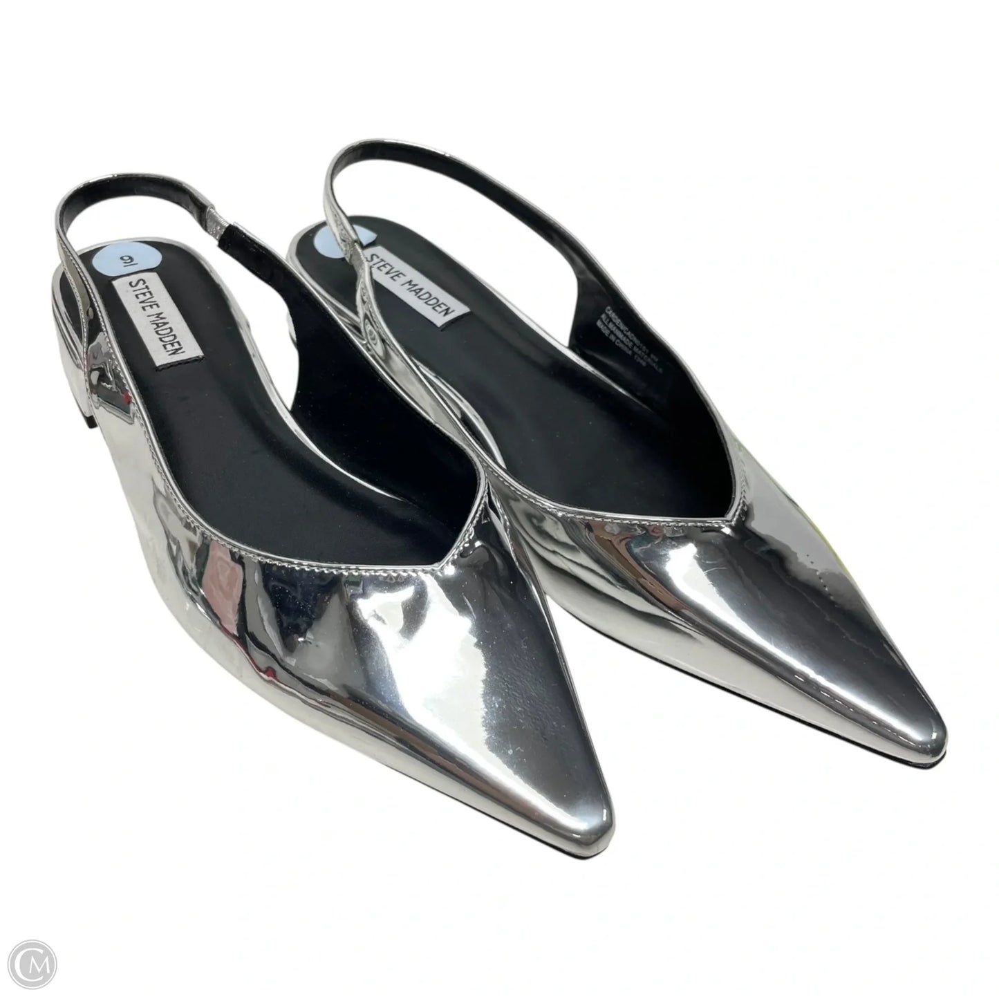 Shoes Flats By Steve Madden In Silver, Size: 9