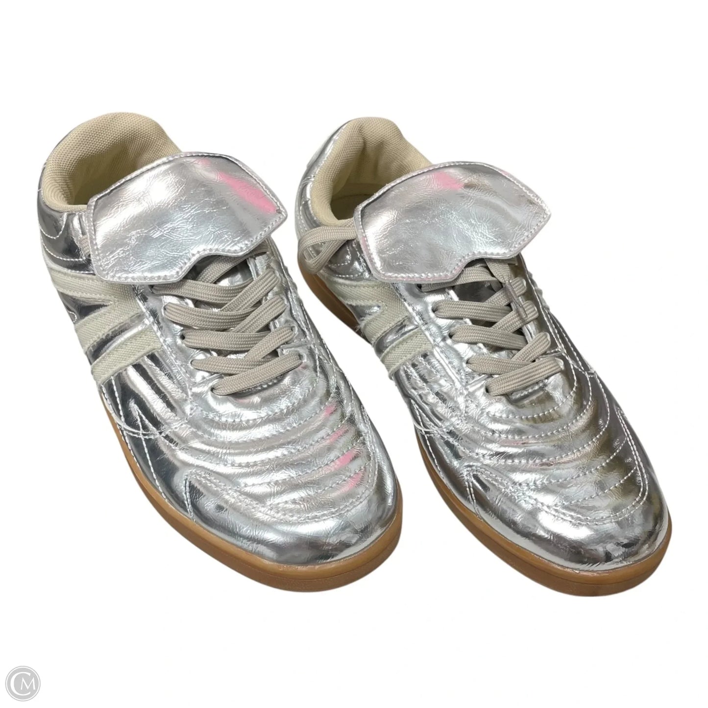 Shoes Sneakers By Steve Madden In Silver, Size: 9