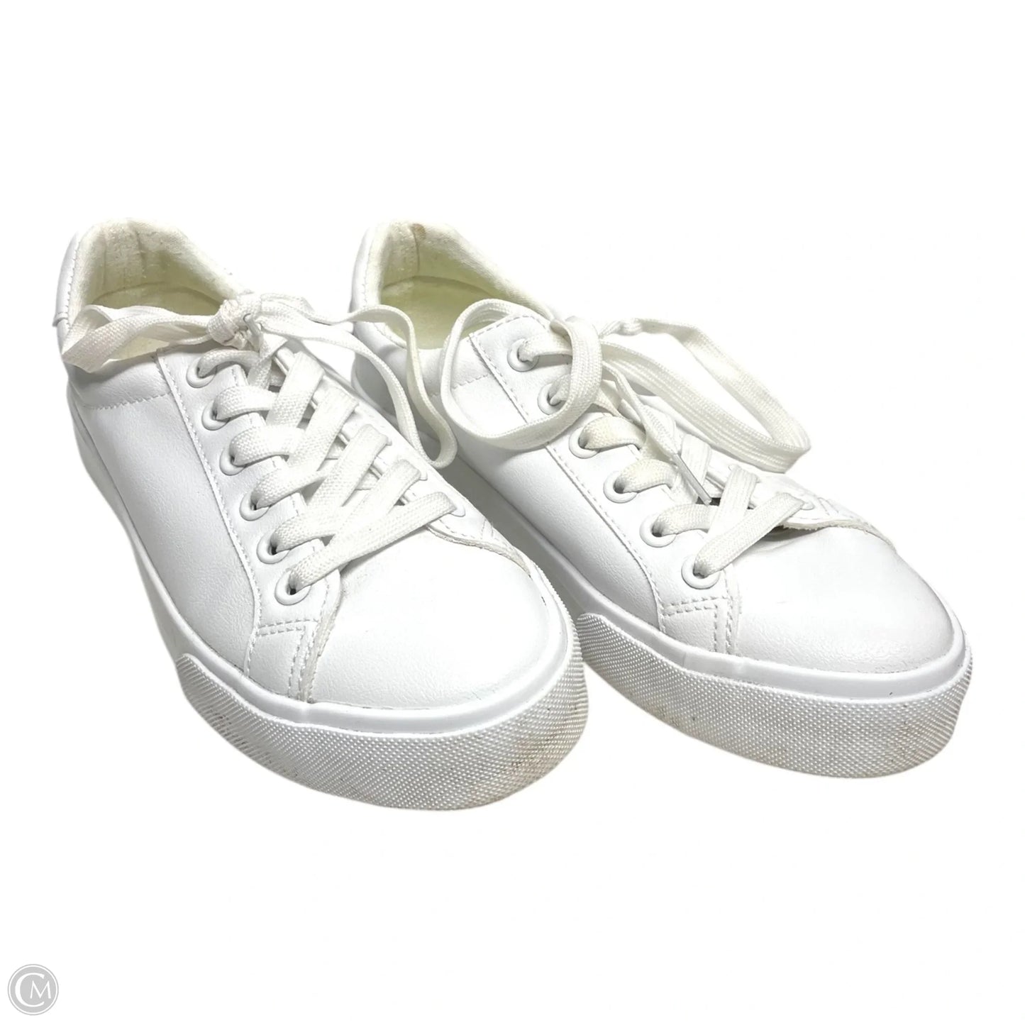 Shoes Sneakers By Clothes Mentor In White, Size: 7