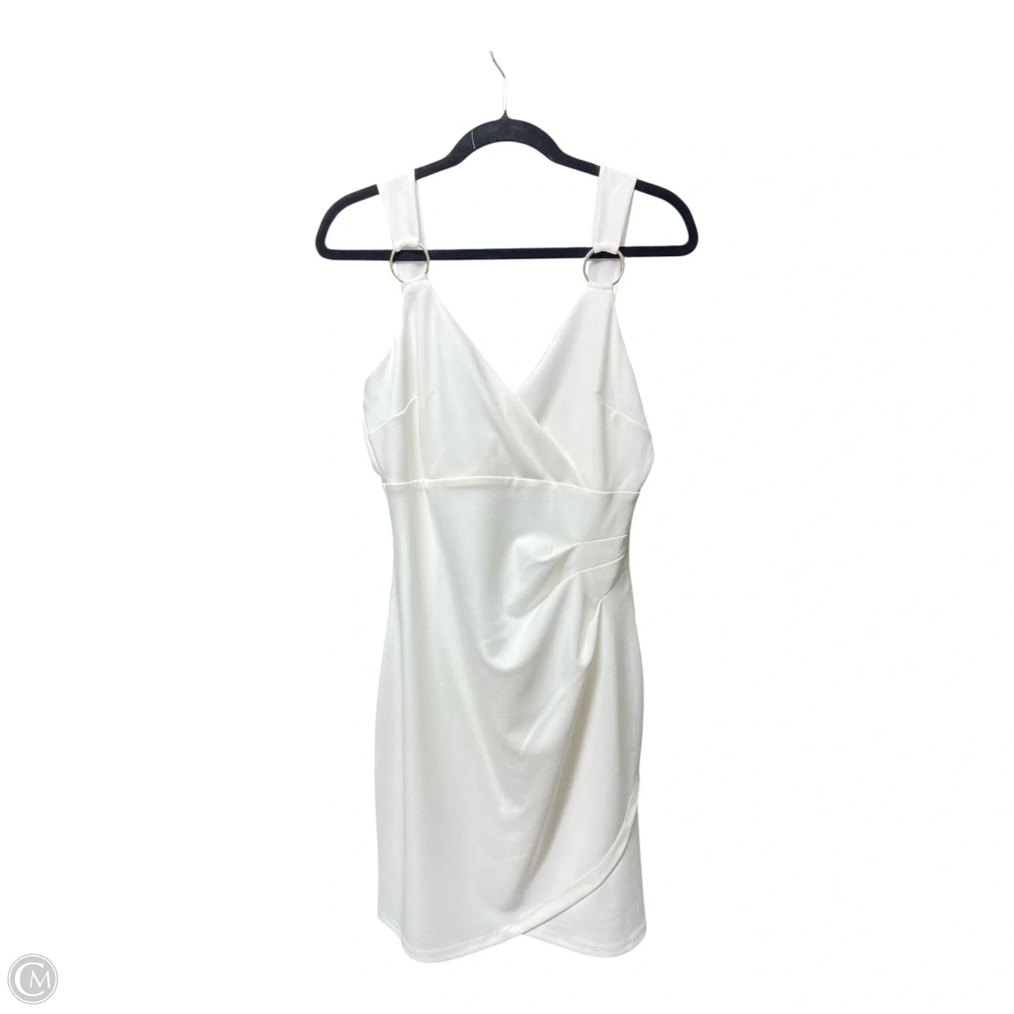 Dress Casual Short By Guess In White, Size: 8