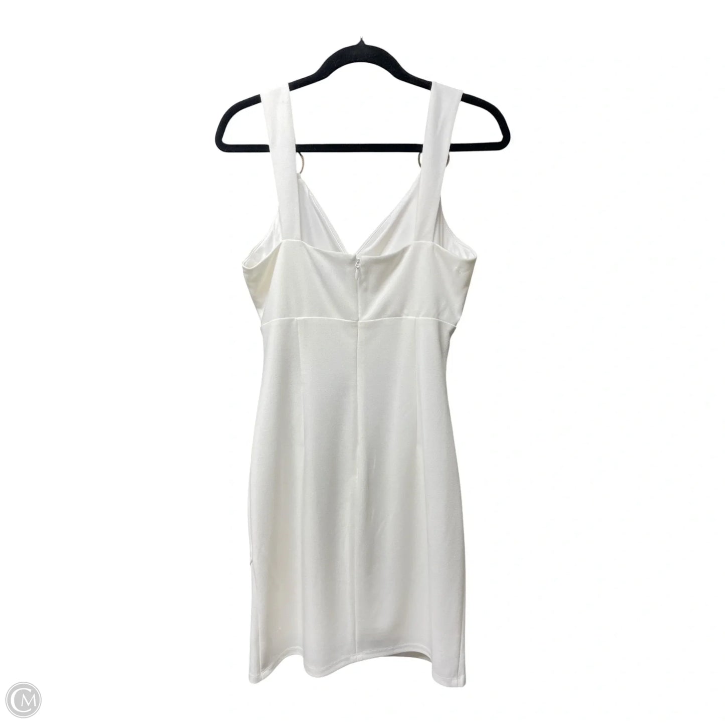 Dress Casual Short By Guess In White, Size: 8