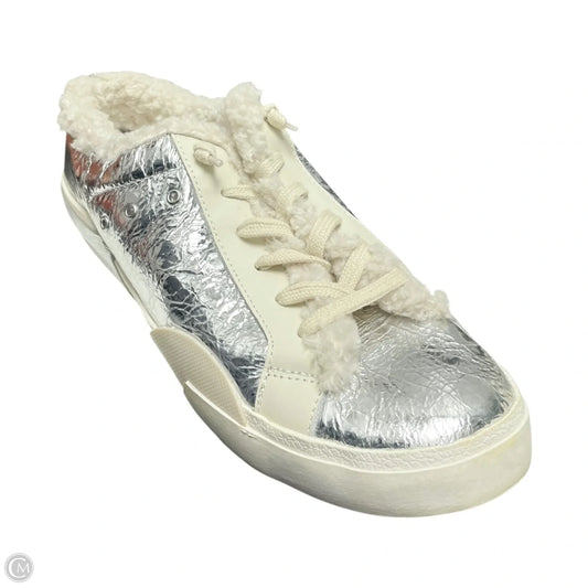 Shoes Flats By Dolce Vita In Silver, Size: 10.5
