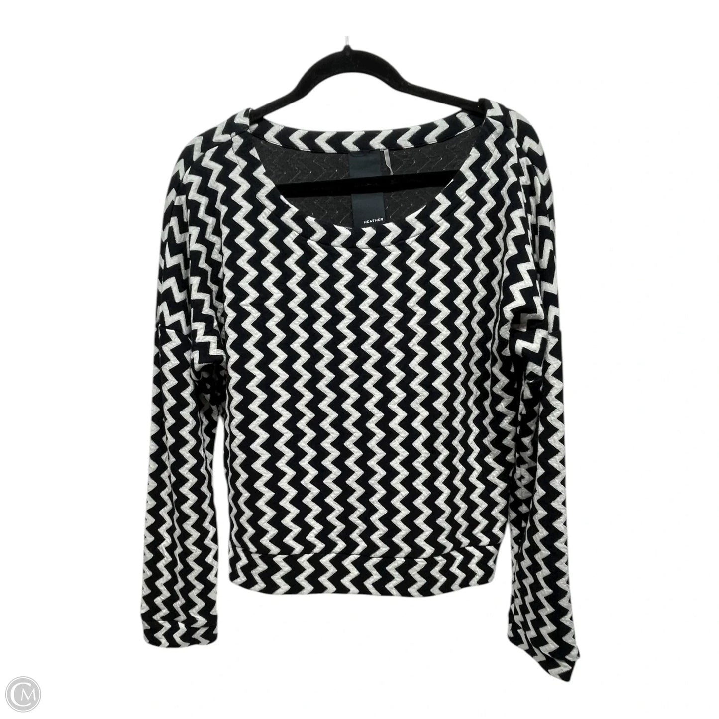 Sweater By Clothes Mentor In Black & White, Size: M